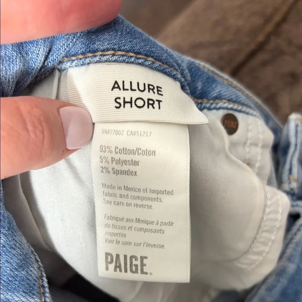 Paige Allure Shorts Denim Frayed Hem Shorts - 33